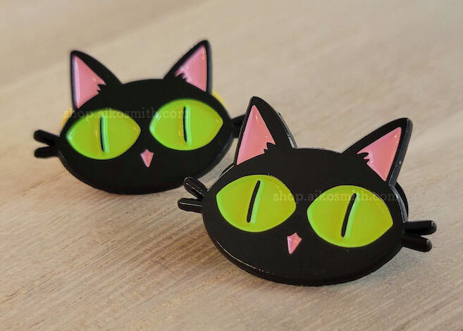 Kuroneko-sama pins
